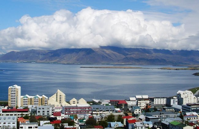 Free concert and views to blow you away in Iceland